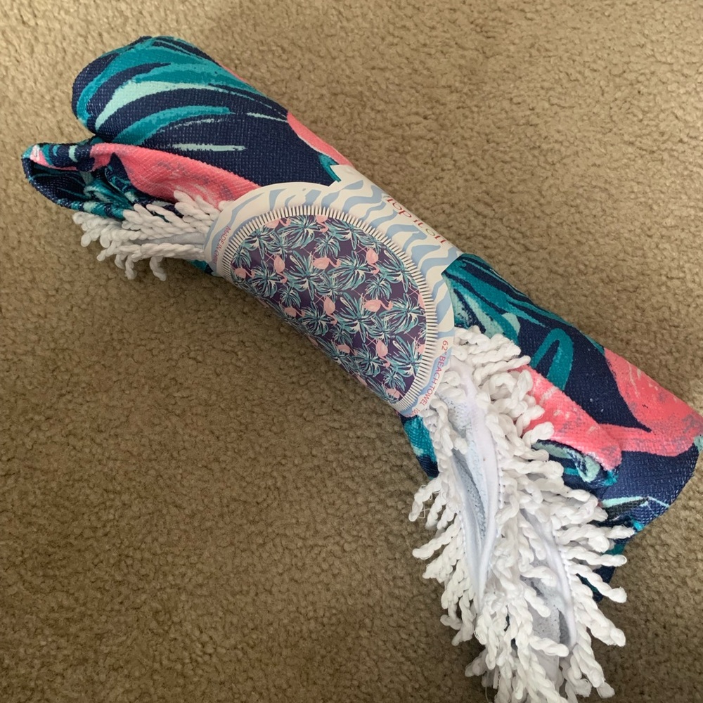 Flamingo round beach towel